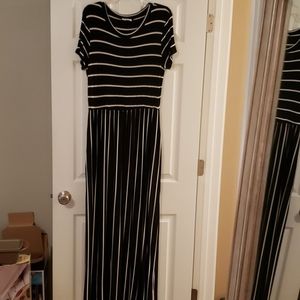 Boutique maxi dress